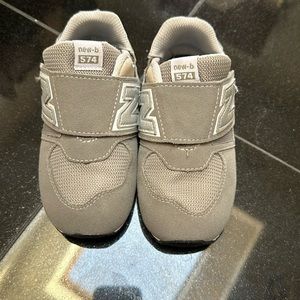 Preschool kid new balance